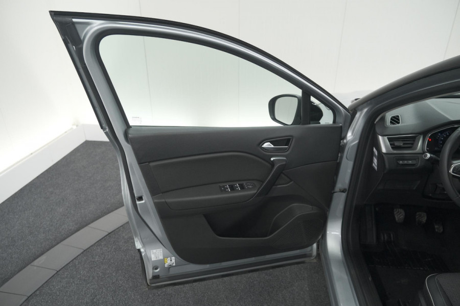 Renault Captur TCe 130 Intens | Camera | Stoelverwarming | Apple Carplay | Parkeersensoren