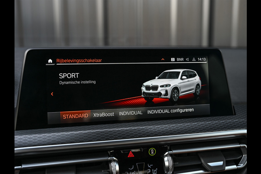 BMW X3 xDrive30e High Executive | PANORAMADAK | HEAD-UP | CAMERA | BLIS | STOELVERWARMING | BMW LASER | HIFI | AMBIANCE SFEER VERLICHTI