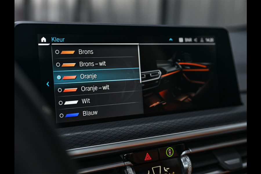 BMW X3 xDrive30e High Executive | PANORAMADAK | HEAD-UP | CAMERA | BLIS | STOELVERWARMING | BMW LASER | HIFI | AMBIANCE SFEER VERLICHTI