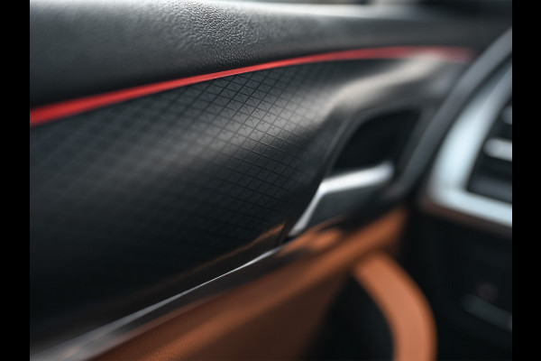 BMW X3 xDrive30e High Executive | PANORAMADAK | HEAD-UP | CAMERA | BLIS | STOELVERWARMING | BMW LASER | HIFI | AMBIANCE SFEER VERLICHTI