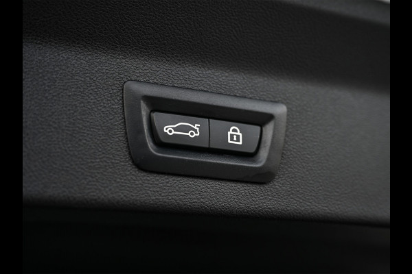 BMW X3 xDrive30e High Executive | PANORAMADAK | HEAD-UP | CAMERA | BLIS | STOELVERWARMING | BMW LASER | HIFI | AMBIANCE SFEER VERLICHTI