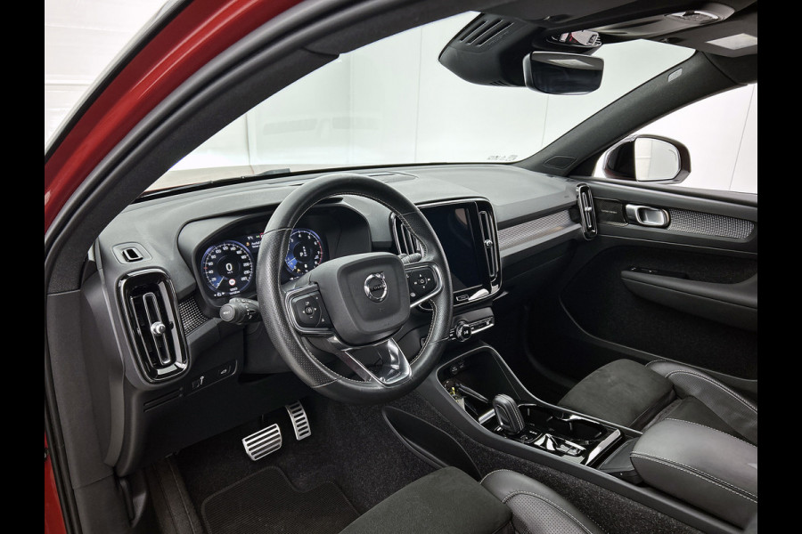 Volvo XC40 2.0 B4 R-Design (Goed OnderH, Camera, Navi, StoelV, Harman/ Kardon, PDC V+A, Etc)