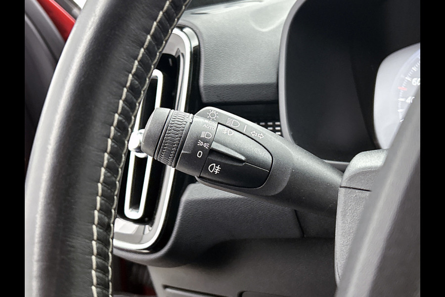Volvo XC40 2.0 B4 R-Design (Goed OnderH, Camera, Navi, StoelV, Harman/ Kardon, PDC V+A, Etc)