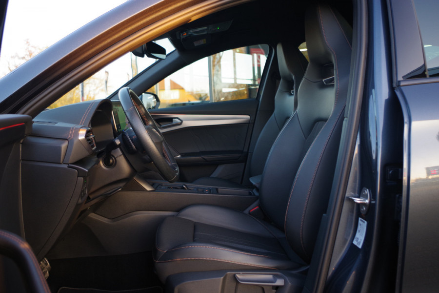 CUPRA Formentor 1.4 e-Hybrid 245 PK VZ Performance, Stuur-Startknop, Kuipstoelen, Carplay