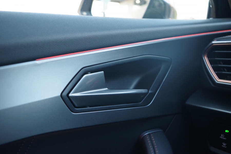 CUPRA Formentor 1.4 e-Hybrid 245 PK VZ Performance, Stuur-Startknop, Kuipstoelen, Carplay