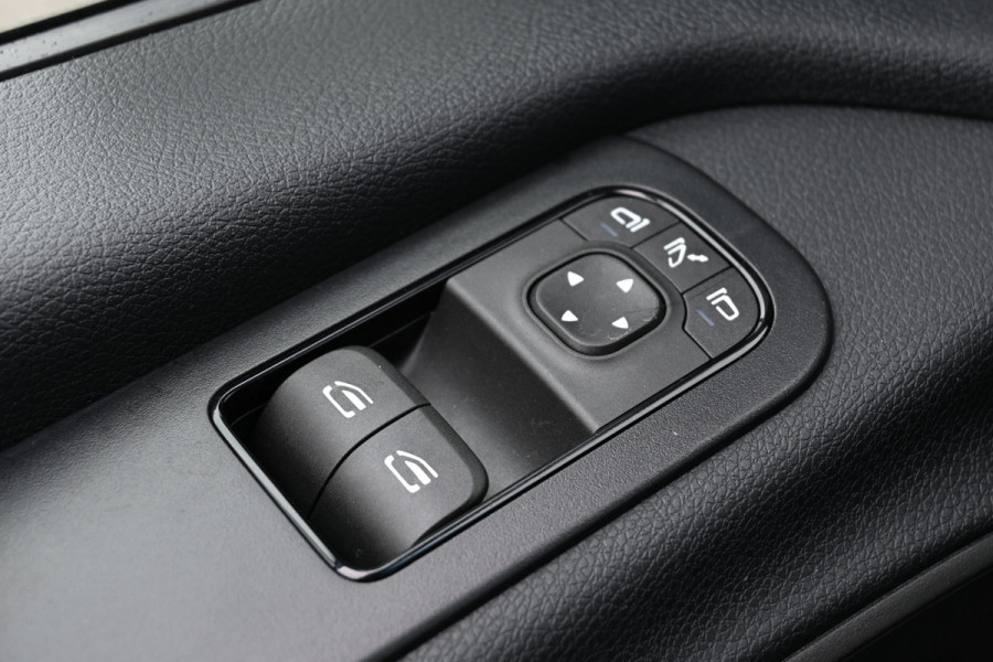 Mercedes-Benz Sprinter 317 CDI L3H2 Pro Navigatie met camera, Comfort stoel met armleuning
