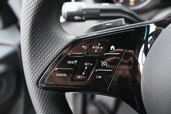 Mercedes-Benz Sprinter 317 CDI L3H2 Pro MBUX met navigatie, Comfort stoel met armleuning, Etc.