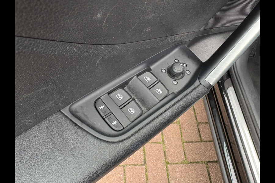 Audi Q2 1.4 TFSi CoD 150pk S-Tronic Sport NAVI/CLIMA/CRUISE/PDC/STOELVERWARMING