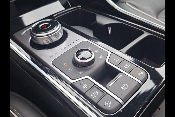 Kia Sorento 1.6 T-GDI Plug-in Hybrid 4WD ExecutiveLine Sky 7p | Leder | Trekhaak | Pano | occasion