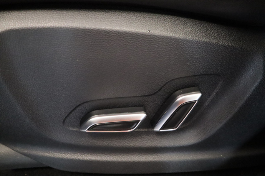 MG EHS 1.5 TGDI Luxury Pano ACC PDC 2 jaar garantie mogelijk (vraag naar de voorwaarden)