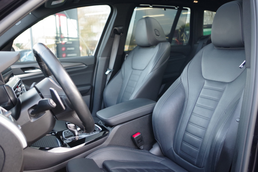BMW X3 xDrive30e 293 PK High Executive PHEV, Trekhaak, Panoramadak, Head-Up, 360 Camera, Adap. Cruise Control