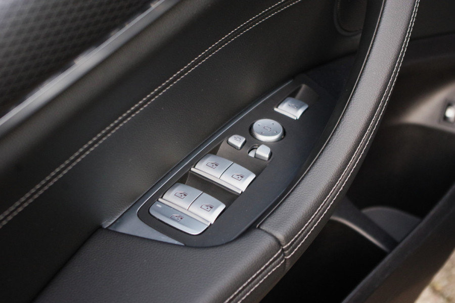 BMW X3 xDrive30e 293 PK High Executive PHEV, Trekhaak, Panoramadak, Head-Up, 360 Camera, Adap. Cruise Control