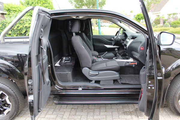 Nissan Navara Navara King Cab 2.3 dCi 165PK Euro6 4WD N-Connecta ✓ 3500KG trekgewicht ✓navigatie ✓camera ✓ 4x4