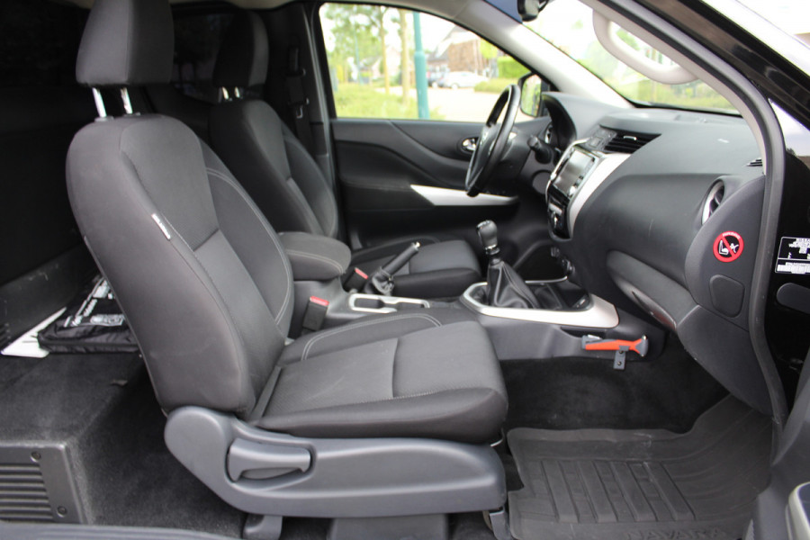 Nissan Navara Navara King Cab 2.3 dCi 165PK Euro6 4WD N-Connecta ✓ 3500KG trekgewicht ✓navigatie ✓camera ✓ 4x4