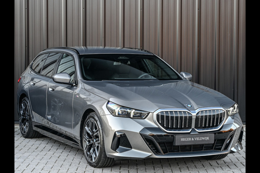 BMW 5 Serie Touring 530e XDRIVE | SHADOW LINE | M-SPORT | COMFORT ACCESS | ACTIVE CRUISE | BOWERS & WILKINS | 360 CAMERA | STUUR- EN STOELVE