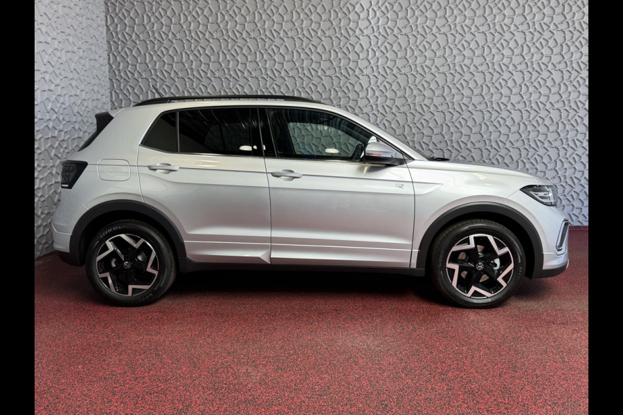 Volkswagen T-Cross ✅ NIEUWE AUTO ✅ TSI 115PK R-LINE EDITION KEYLESS TREKHAAK LED IQ CAMERA STOELVERW ✅2025✅ "Volkswagen rijden begint bij Topautos.nl – 75 topmodellen direct op voorraad!"