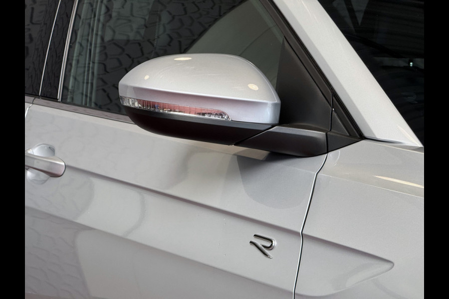 Volkswagen T-Cross ✅ NIEUWE AUTO ✅ TSI 115PK R-LINE EDITION KEYLESS TREKHAAK LED IQ CAMERA STOELVERW ✅2025✅ "Volkswagen rijden begint bij Topautos.nl – 75 topmodellen direct op voorraad!"