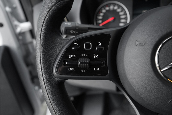 Mercedes-Benz Sprinter 319 1.9 CDI L3H2 RWD 191PK Automaat Camera Cruise Trekhaak LMV