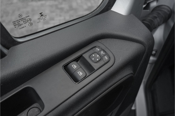 Mercedes-Benz Sprinter 319 1.9 CDI L3H2 RWD 191PK Automaat Camera Cruise Trekhaak LMV