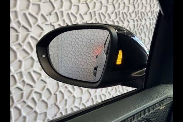 Volkswagen T-Cross ✅ NIEUWE AUTO ✅ 1.5 TSI 150PK R-LINE EDITION TREKHAAK BLINDSPOT LED 18''LMV IQ CAMERA STOELVERW ✅2025✅ "Volkswagen rijden begint bij Topautos.nl – 75 topmodellen direct op voorraad!"