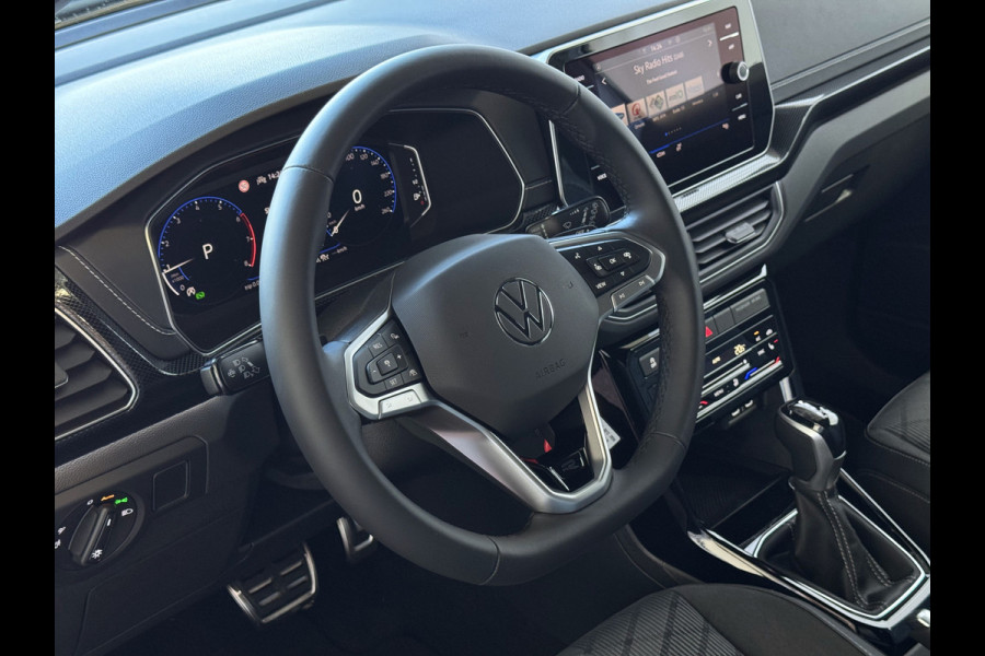 Volkswagen T-Cross ✅ NIEUWE AUTO ✅ 1.5 TSI 150PK R-LINE EDITION TREKHAAK BLINDSPOT LED 18''LMV IQ CAMERA STOELVERW ✅2025✅ "Volkswagen rijden begint bij Topautos.nl – 75 topmodellen direct op voorraad!"