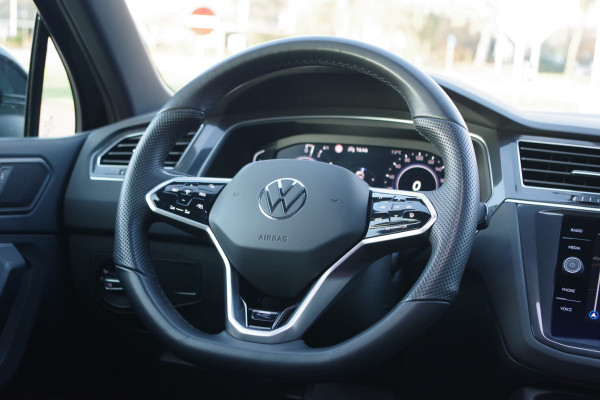Volkswagen Tiguan 1.4 TSI eHybrid 245 PK R-Line BNS+, Trekhaak, Panoramadak, Leder, 360 Camera, Memory
