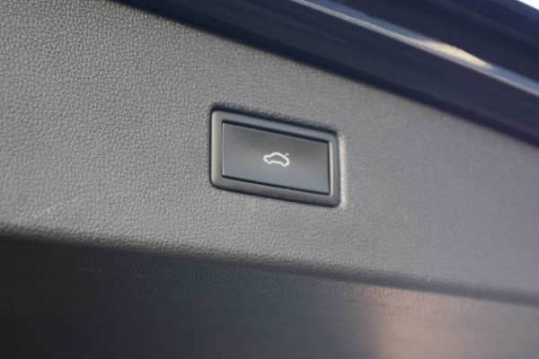 Volkswagen Tiguan 1.4 TSI eHybrid 245 PK R-Line BNS+, Trekhaak, Panoramadak, Leder, 360 Camera, Memory