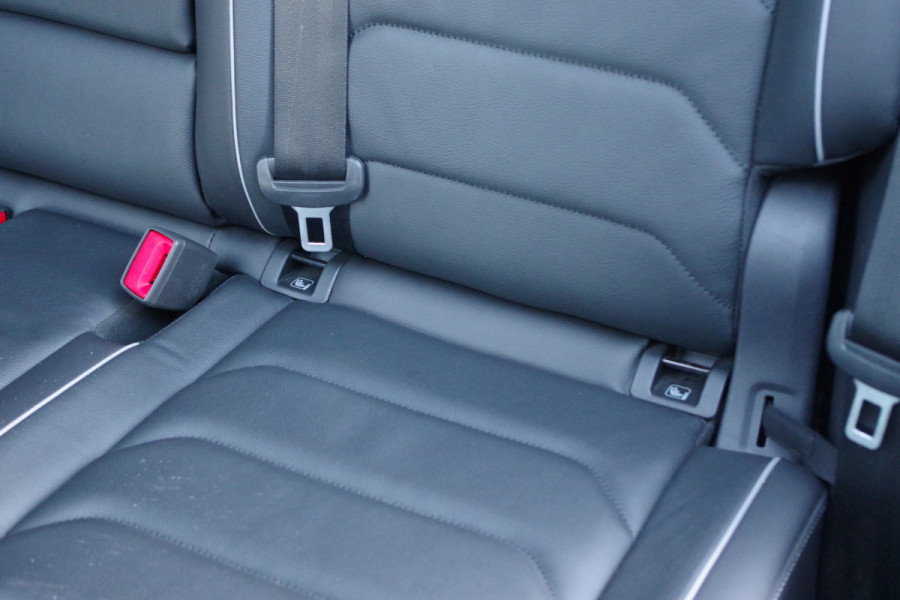 Volkswagen Tiguan 1.4 TSI eHybrid 245 PK R-Line BNS+, Trekhaak, Panoramadak, Leder, 360 Camera, Memory