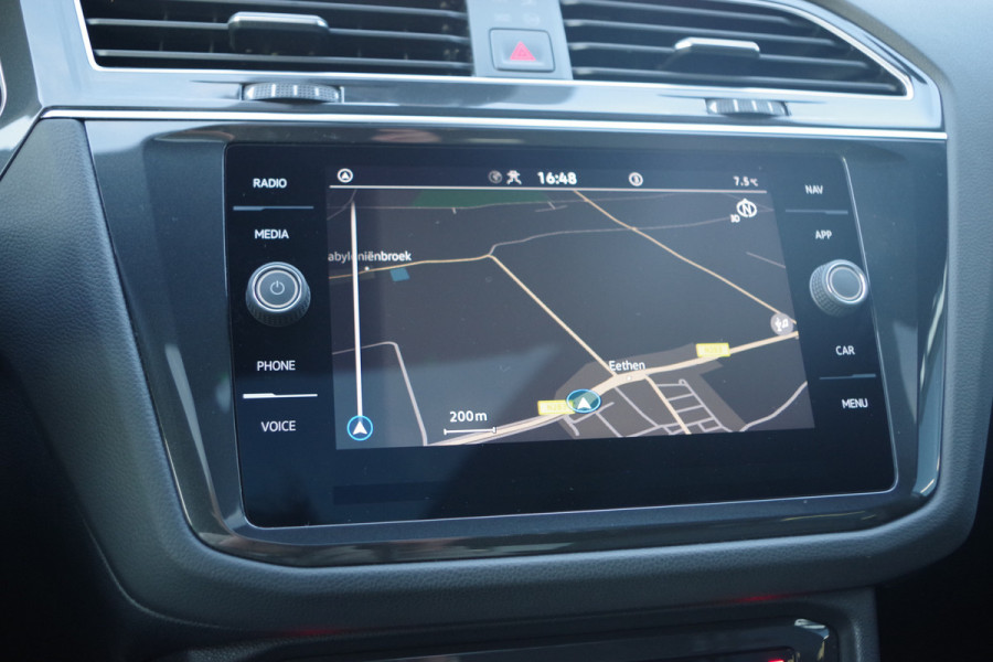 Volkswagen Tiguan 1.4 TSI eHybrid 245 PK R-Line BNS+, Trekhaak, Panoramadak, Leder, 360 Camera, Memory