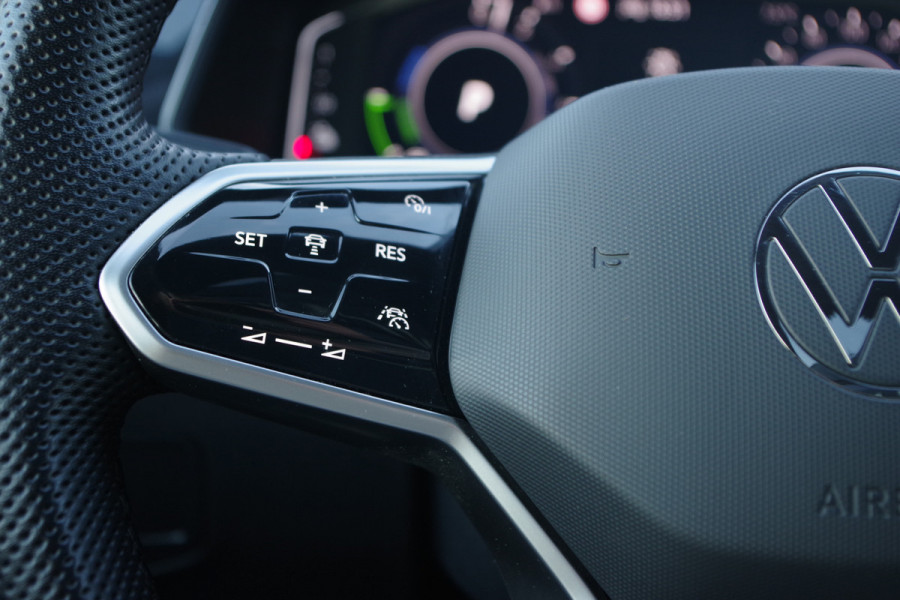 Volkswagen Tiguan 1.4 TSI eHybrid 245 PK R-Line BNS+, Trekhaak, Panoramadak, Leder, 360 Camera, Memory