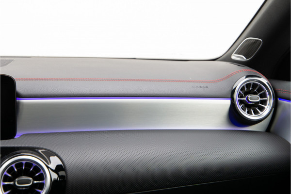Mercedes-Benz CLA-Klasse 250 e AMG Premium, Burmester, Memory, Sfeerverlichting 2025