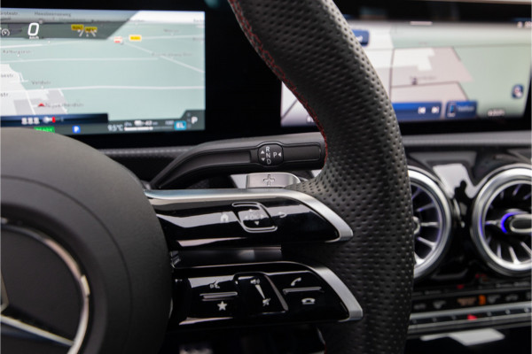 Mercedes-Benz CLA-Klasse 250 e AMG Premium, Burmester, Memory, Sfeerverlichting 2025
