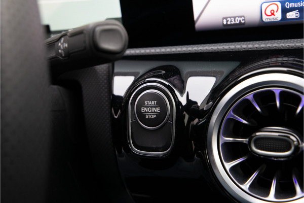 Mercedes-Benz CLA-Klasse 250 e AMG Premium, Burmester, Memory, Sfeerverlichting 2025