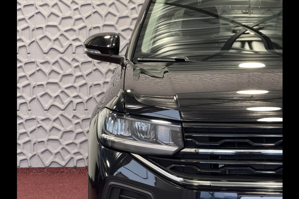 Volkswagen T-Cross ✅NW MODEL✅ 150PK 1.5 PREMIUM UITVOERING VEEL OPTIES LED CAMERA STOELVERW KEYLESS P-ASSIST "Volkswagen rijden begint bij Topautos.nl – 75 topmodellen direct op voorraad!"