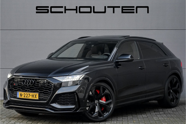 Audi Q8 4.0 TFSI RS Q8 Quattro Dynamic+ Keramisch Pano B&O Trekhaak Alcantara 23"