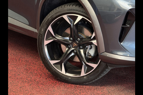 CUPRA Formentor 1.5 TSI 150 PK LED CARPLAY NAVI CAMERA ADAP.CRUISE STOEL/STUUR VERW. 05/2024