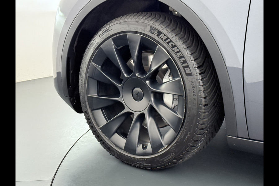 Tesla Model Y Trekhaak Camera's Pano-Dak LFP-Accu SOH 96% W-pomp Lmv 20" Ambient Interieur Verlichting Adap.Cruise Navi Ecc RWD Autopilot Stoel+Stuur+Achterbank Verwarming Elek.Achterklep Dodehoek detector Draadloze telefoonlader Origineel Nederlandse Auto 1.600KG Trekgewicht