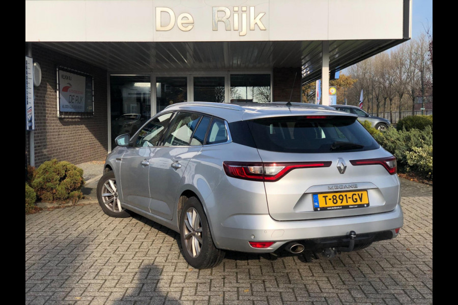 Renault MEGANE Estate 1.3 TCe Limited | Groot Navi, Camera, Cruise, Clima, DAB, Trekhaak | Goed onderhouden |