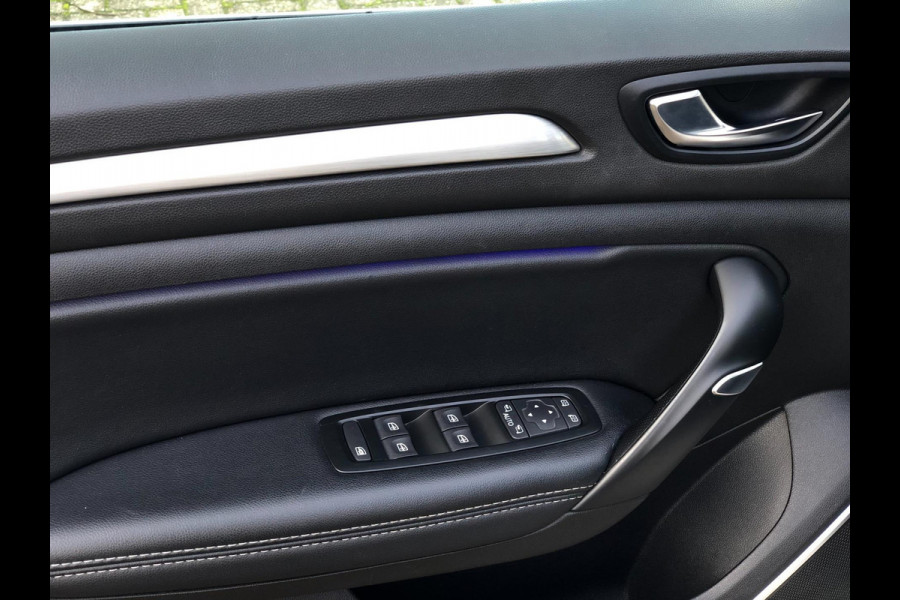 Renault MEGANE Estate 1.3 TCe Limited | Groot Navi, Camera, Cruise, Clima, DAB, Trekhaak | Goed onderhouden |