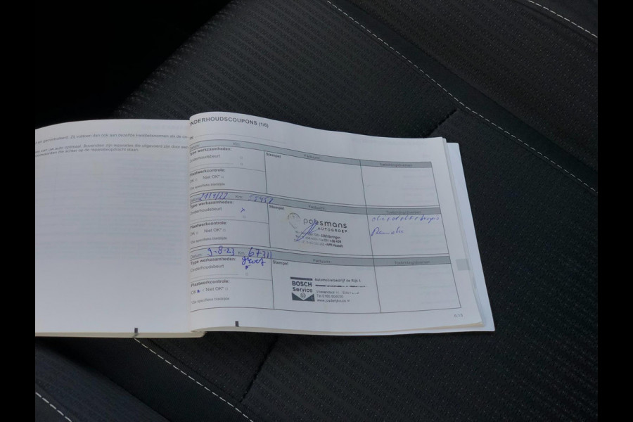 Renault MEGANE Estate 1.3 TCe Limited | Groot Navi, Camera, Cruise, Clima, DAB, Trekhaak | Goed onderhouden |