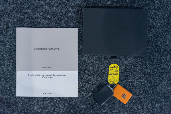 Volvo XC60 T6 Aut. LongRange Core Bright Leder Panoramadak 350pk