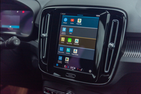 Volvo XC40 Recharge Aut. Luxe Stoelen Parkeercamera Stoelverwarming 231pk