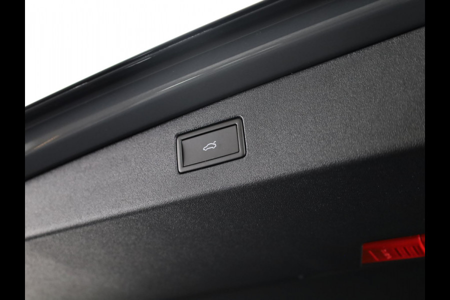 Volkswagen Tiguan R-Line Edition 1.5 eHybrid 200 kW / 272 PK SUV 6 v