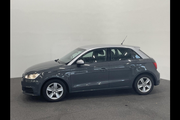 Audi A1 Sportback 1.0 TFSI 5 Deurs Navigatie Parkeersensoren voor+achter Clima Bluetooth Cruise Control Afwijkende dakkleur  Nette auto!