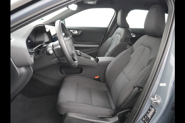 Polestar 2 Long Range 78kWh Soh 96% Carplay Android Auto Cruise Control Keyless Navi Ecc 360°Camera 19"LM Led-Pixel PDC Elektr.Klep Google  Blindspot Monitoring Stoelverwarming Regen-Lichtsensor Virtual-Cockpit Hill-Assist Lane Assist Origineel Nederlandse Auto Tot 150kw snel laden 1.500KG Trekvermogen €54.400 nieuwprijs