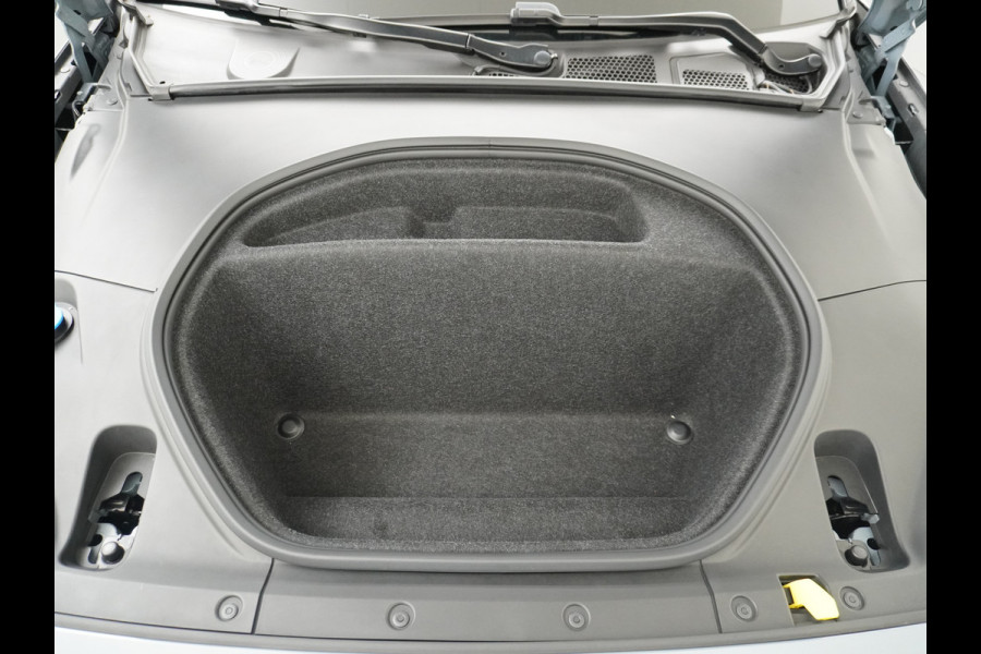 Polestar 2 Long Range 78kWh Soh 96% Carplay Android Auto Cruise Control Keyless Navi Ecc 360°Camera 19"LM Led-Pixel PDC Elektr.Klep Google  Blindspot Monitoring Stoelverwarming Regen-Lichtsensor Virtual-Cockpit Hill-Assist Lane Assist Origineel Nederlandse Auto Tot 150kw snel laden 1.500KG Trekvermogen €54.400 nieuwprijs