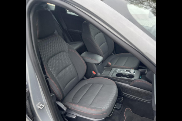 Ford Kuga 2.5 PHEV ST-Line 225pk Winterpack | Achteruitrijcamera | Cruise control | Apple Carplay / Android auto | Verlengde Fabrieksgarantie t/m 03-2029