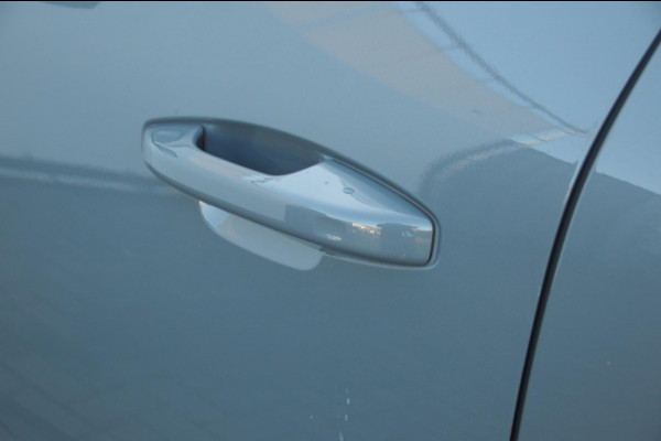 Volvo XC40 T5 262PK Automaat Recharge R-Design Gereserveerd