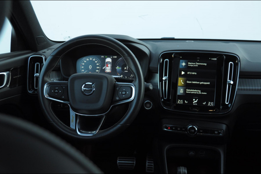 Volvo XC40 T5 262PK Automaat Recharge R-Design Gereserveerd