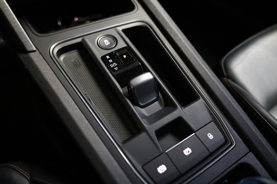 CUPRA Formentor 1.4 e-Hybr. VZ Performace 245pk PANO CARPLAY STUURVW ACC LEDER '22